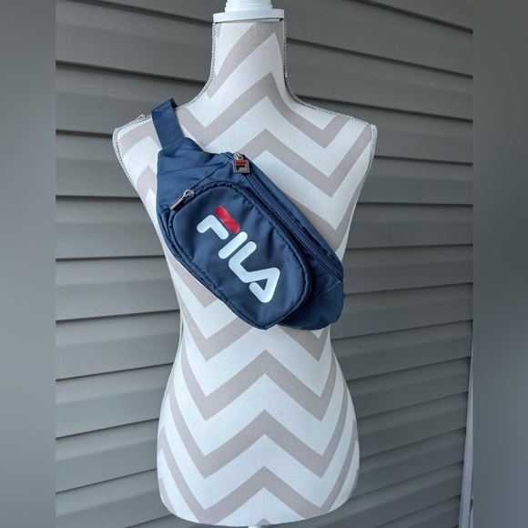 FILA Fanny Bag - Picture 1 of 4